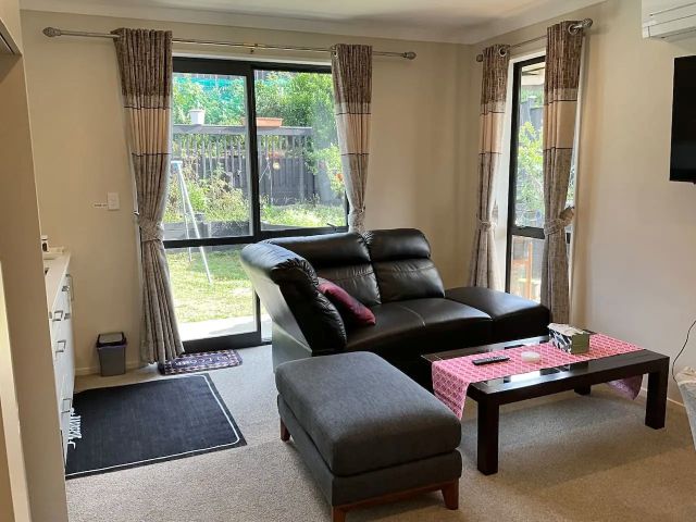 Pukekohe Property - living area