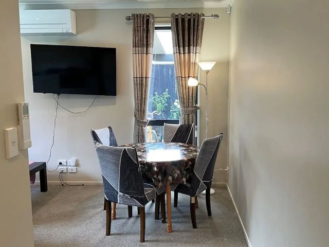Pukekohe Property - dining area